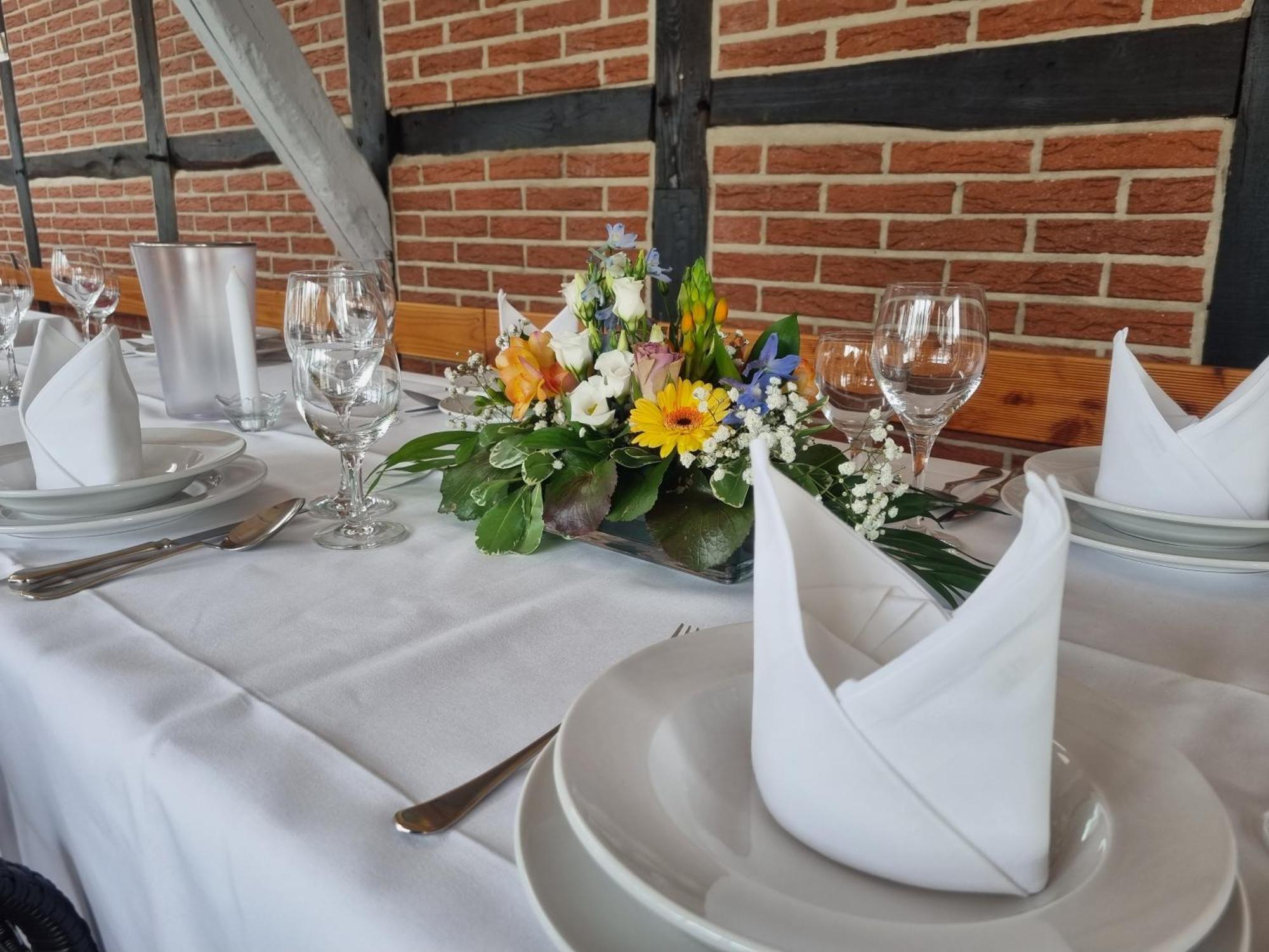 Bennetts Restaurant Und Hotel Wittingen Eksteriør billede