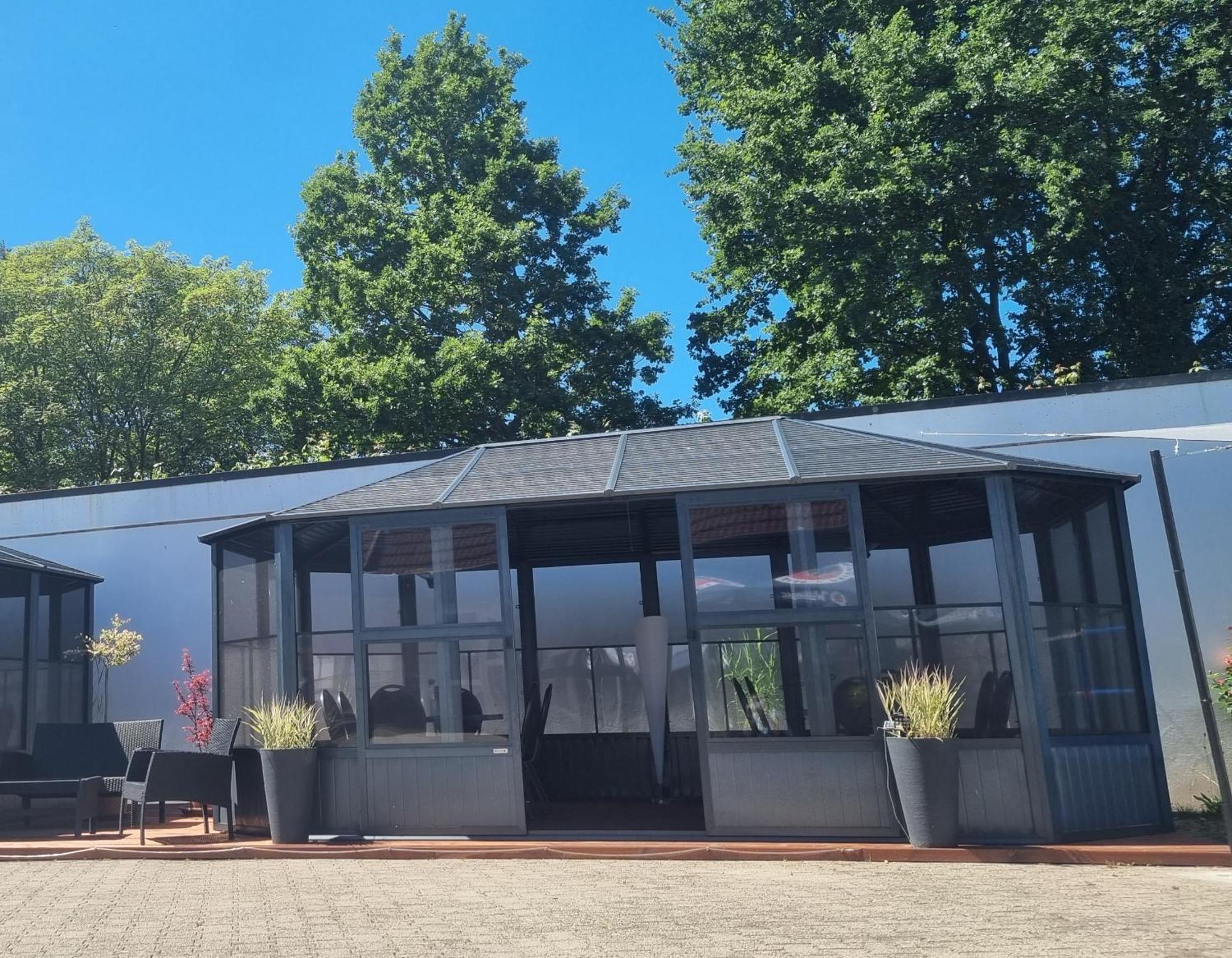 Bennetts Restaurant Und Hotel Wittingen Eksteriør billede