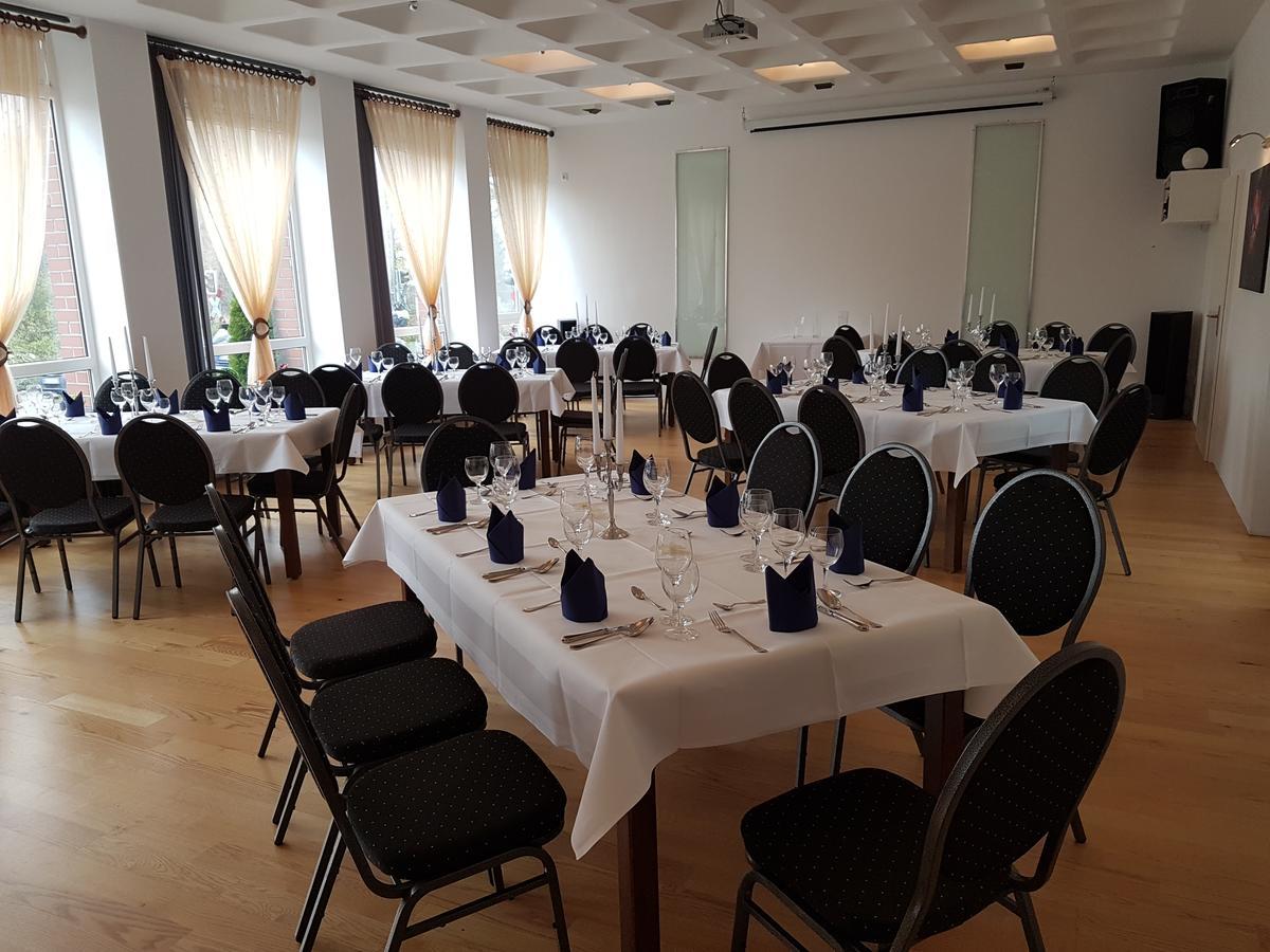 Bennetts Restaurant Und Hotel Wittingen Eksteriør billede