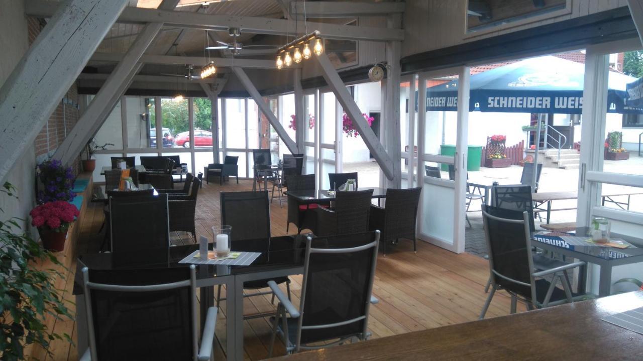 Bennetts Restaurant Und Hotel Wittingen Eksteriør billede